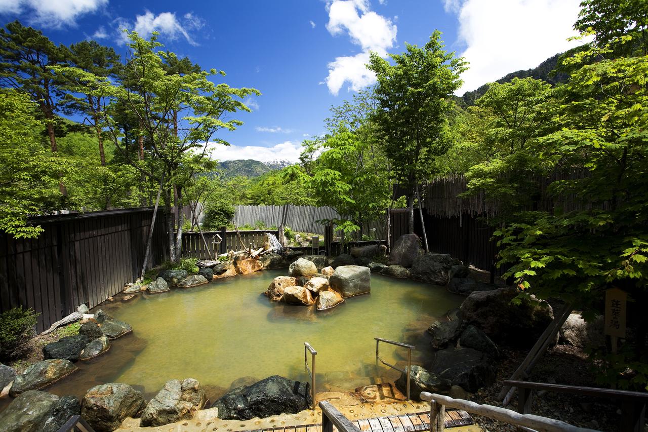 延伸閱讀：奧飛驒平湯溫泉住宿推薦｜融入大自然的匠の宿 深山桜庵。天然3種溫泉、全木製住宿設計、飛驒牛高品質口感餐點