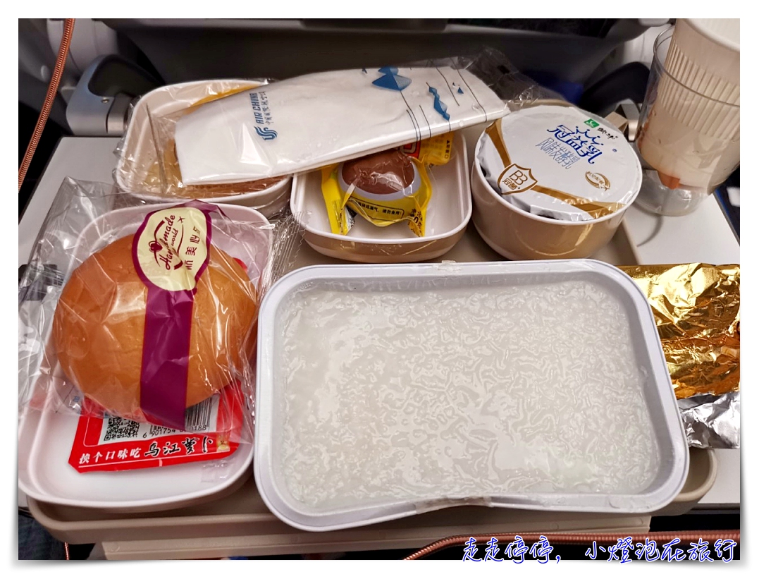 中國國際航空評價｜A350台北中轉北京飛米蘭，服務不錯、餐食不錯、搭乘感受度不期待反而轉好～