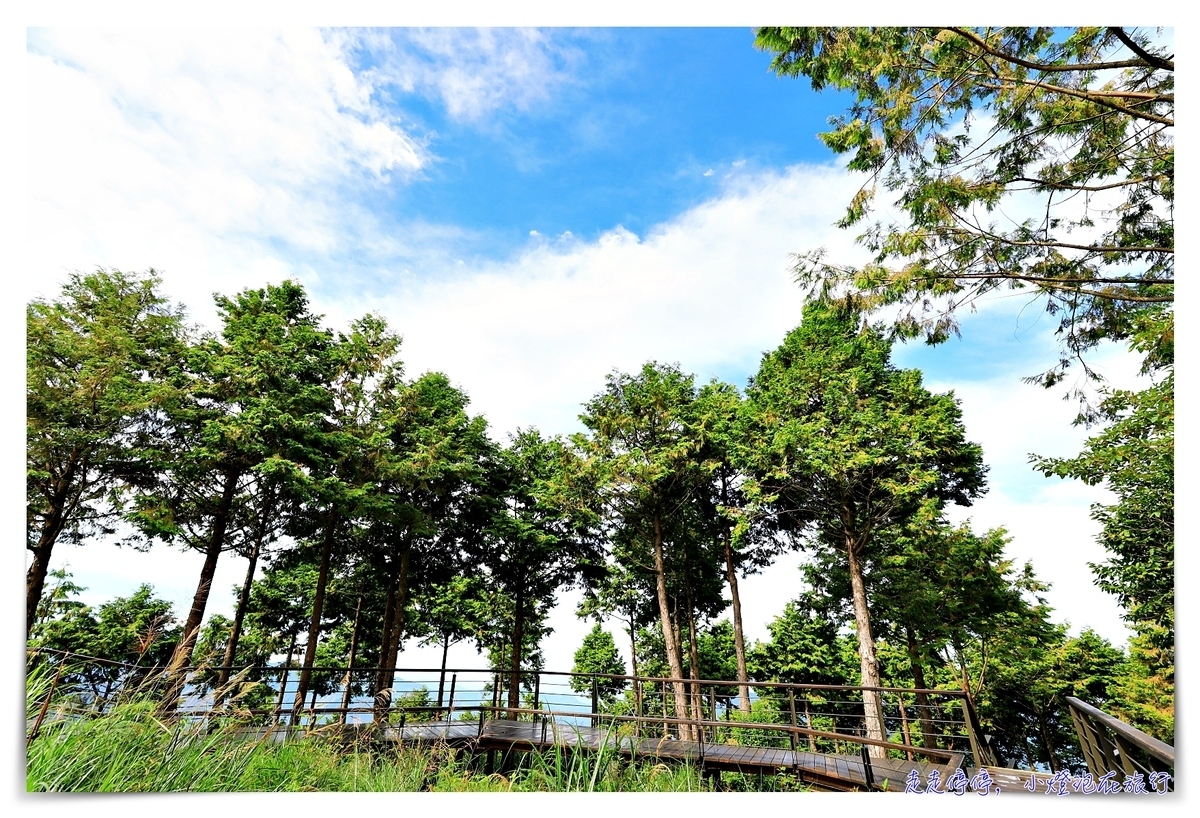 阿里山雲海 傷心山雲海天堂觀景台簡單就可以觀看玉山、看日出、看雲海的觀景平台