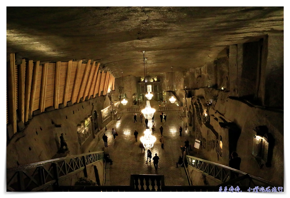 波蘭克拉科夫維利奇卡鹽礦觀光客行程｜Wieliczk Tourist Route，震撼地底鹽礦教堂、採鹽深入地底327公尺