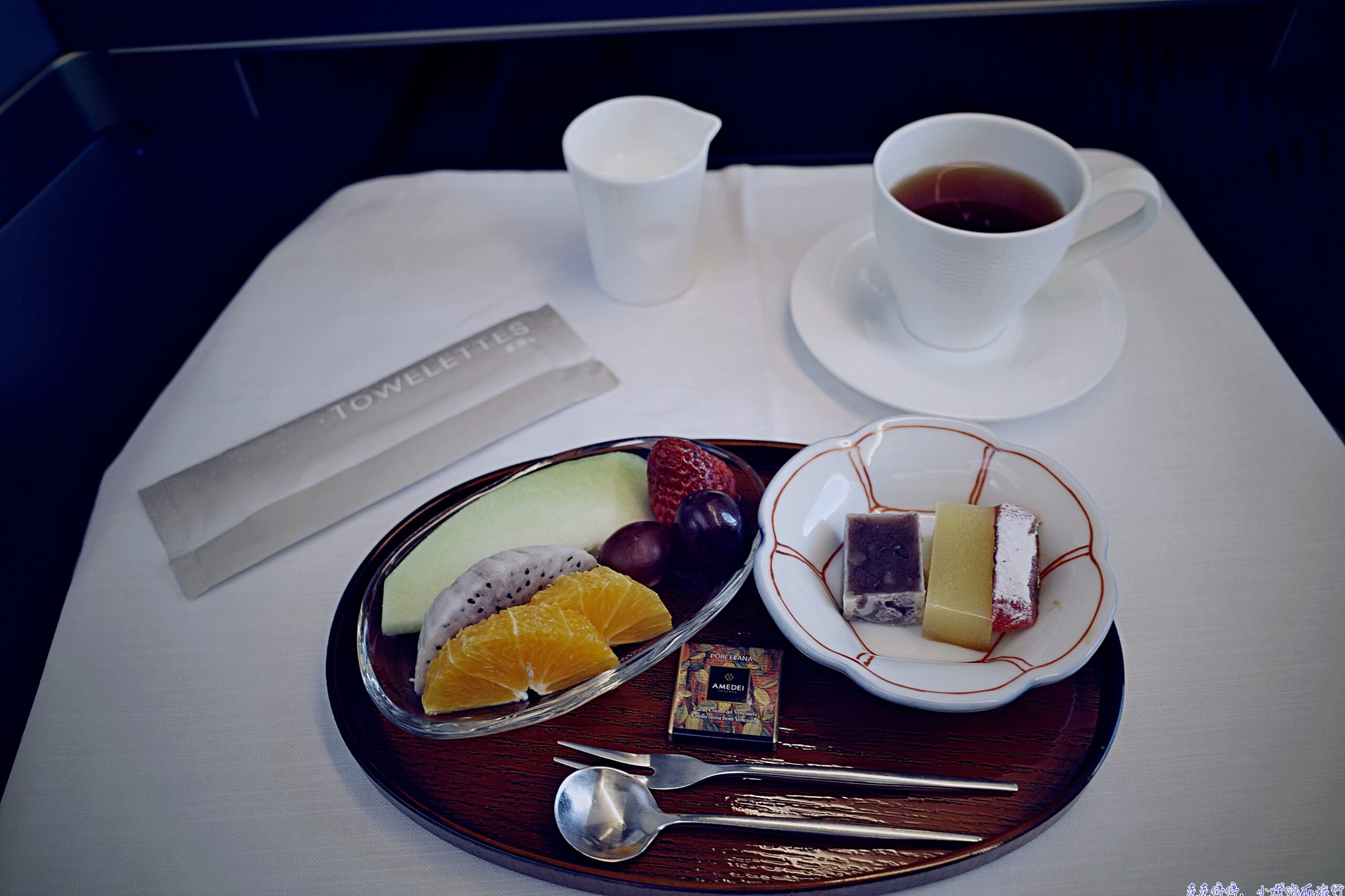 2025星宇航空商務艙A350，JX801東京-台北飛行紀錄：餐食、服務、硬體