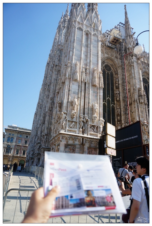 米蘭大教堂|世紀經典景點・那一個早晨的米蘭主座教堂洗禮～Duomo di Milano