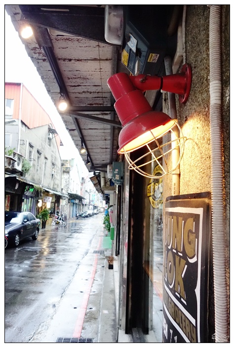 台北文青赤峰街|共楽Gung Lok・潮潮港式創意美食倉庫～午茶Ｘ港飲～