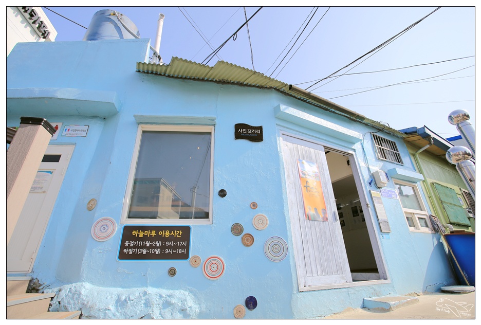 釜山超人氣景點|甘川洞文化村Gamcheon culture village。走一趟藝術村、來一趟與自己的浪漫旅行～完整走跳攻略～