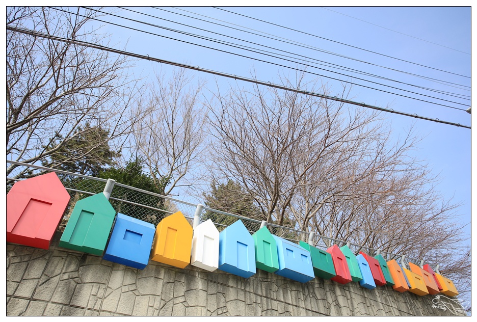 釜山超人氣景點|甘川洞文化村Gamcheon culture village。走一趟藝術村、來一趟與自己的浪漫旅行～完整走跳攻略～