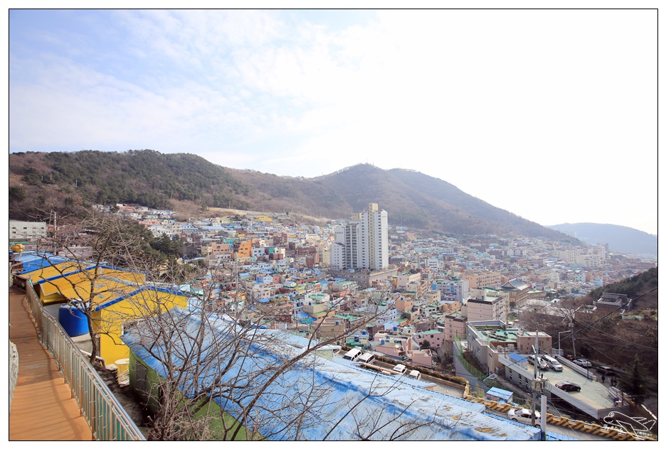 釜山超人氣景點|甘川洞文化村Gamcheon culture village。走一趟藝術村、來一趟與自己的浪漫旅行～完整走跳攻略～