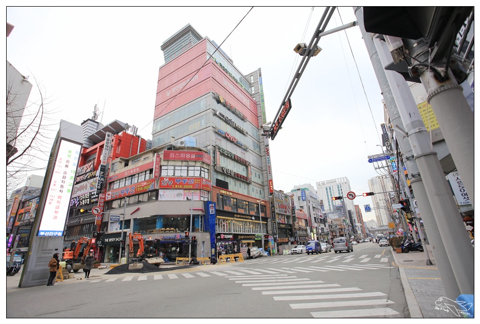 釜山住宿推薦|西面站阿班酒店Arban Hotel。飯店大、設備好、交通方便、機能方便～