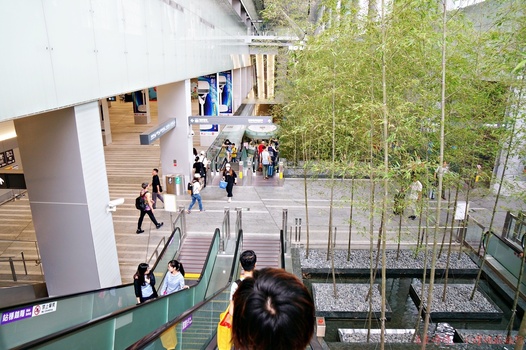 台北車站機場捷運｜K12入口的秘密～這裡到機捷最簡單～快速前往桃園機場的重要入口～