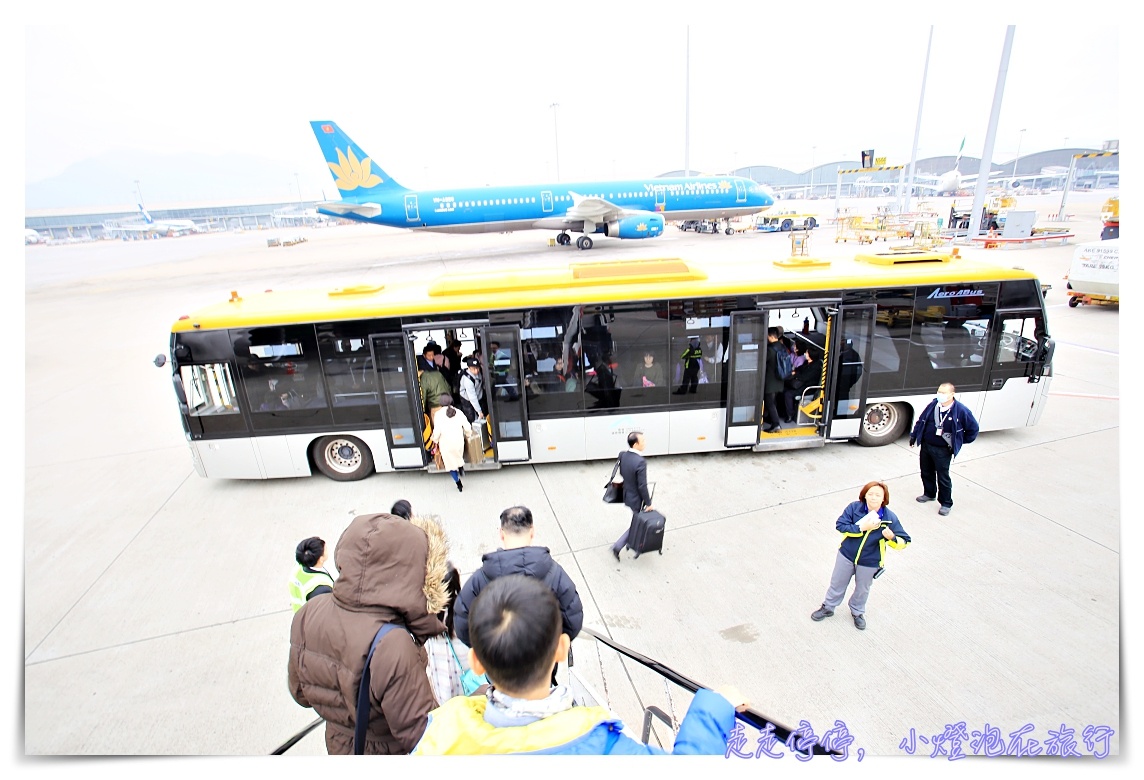 長榮航空台北香港線｜專業服務地勤、最佳耐心空姐～